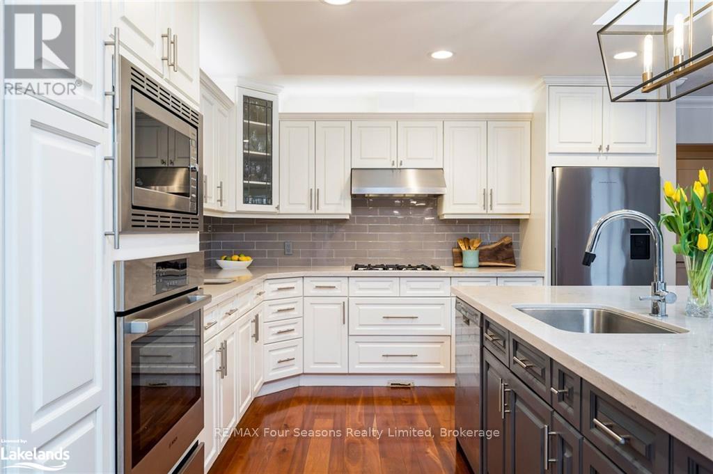 110 Scotts Court, Blue Mountains (Blue Mountain Resort Area), Ontario  N0H 1J0 - Photo 11 - X10440252