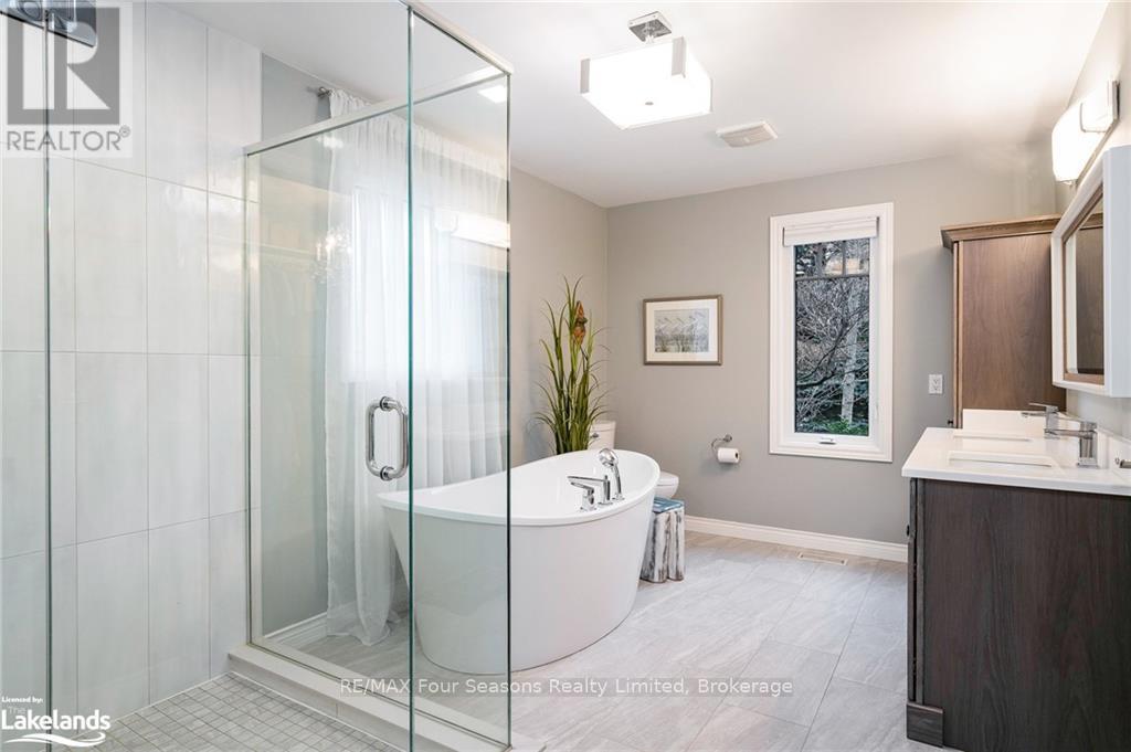 110 Scotts Court, Blue Mountains (Blue Mountain Resort Area), Ontario  N0H 1J0 - Photo 20 - X10440252