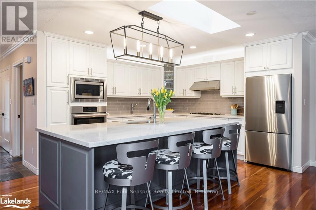 110 Scotts Court, Blue Mountains (Blue Mountain Resort Area), Ontario  N0H 1J0 - Photo 9 - X10440252