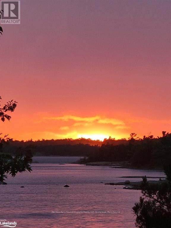 12 Linda Lane W, Carling, Ontario  P0G 1G0 - Photo 2 - X10440253