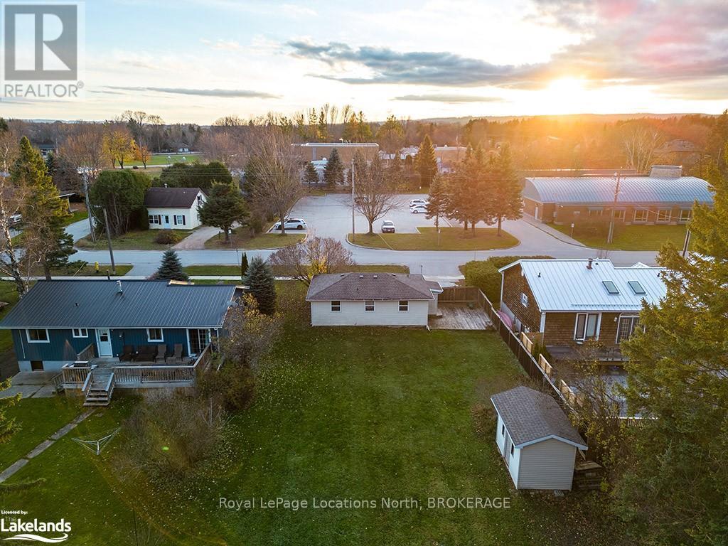 14 Napier Street E, Blue Mountains (Thornbury), Ontario  N0H 2P0 - Photo 4 - X10440337