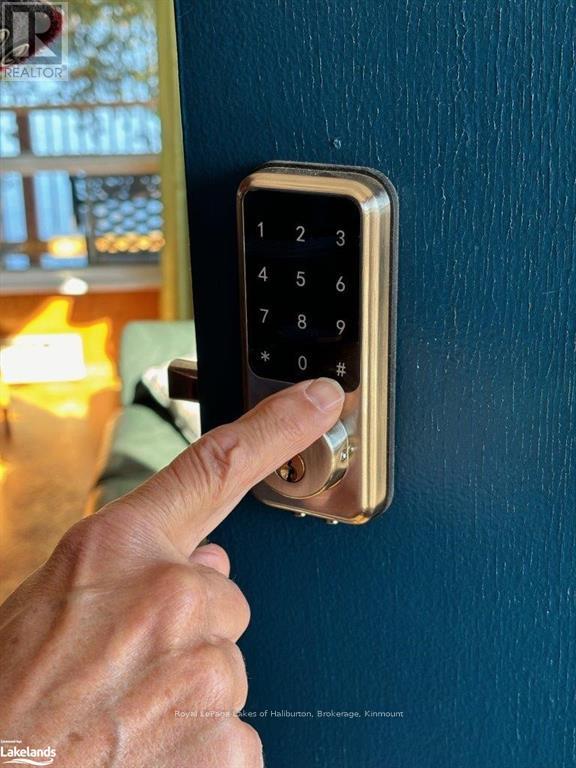 96 Pine Point Trail, Galway-Cavendish And Harvey, Ontario  K0M 2A0 - Photo 27 - X10440346