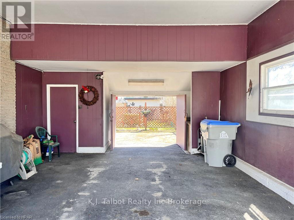 190 Oxford Street, Goderich (Goderich (Town)), Ontario  N7A 1E9 - Photo 3 - X10779887