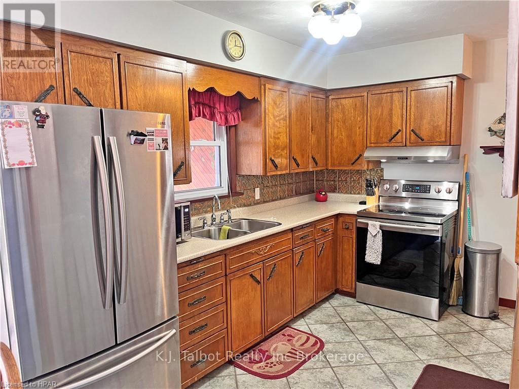 190 Oxford Street, Goderich (Goderich (Town)), Ontario  N7A 1E9 - Photo 4 - X10779887