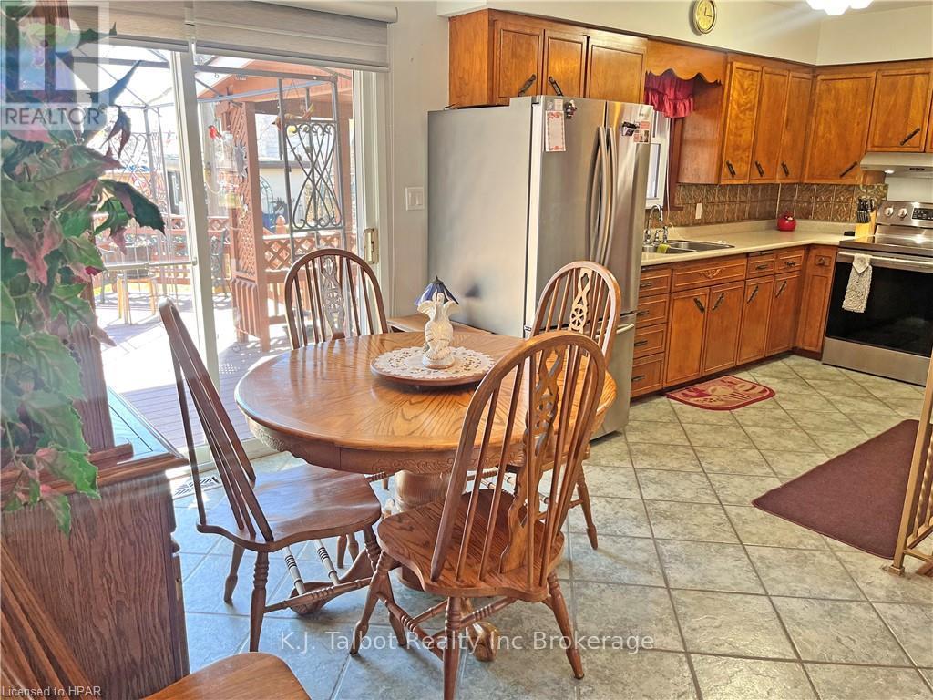 190 Oxford Street, Goderich (Goderich (Town)), Ontario  N7A 1E9 - Photo 7 - X10779887