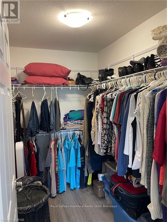 221 Lake Breeze Drive, Ashfield-Colborne-Wawanosh (Colborne), Ontario  N7A 0C6 - Photo 17 - X10779940