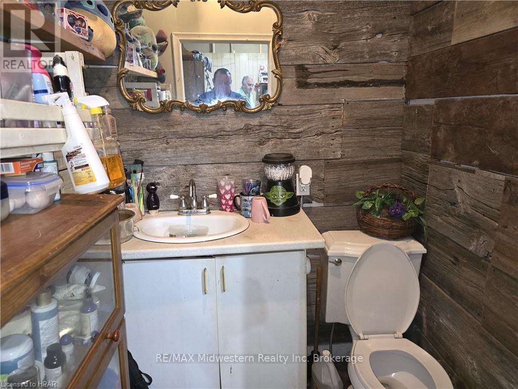 2056 Victoria St, Howick, Ontario  N0G 1X0 - Photo 9 - X10779945