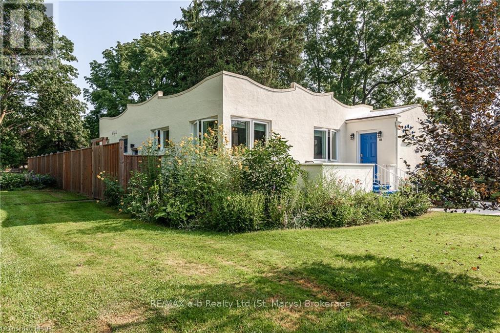 341 Elizabeth Street, St. Marys, Ontario  N4X 1B4 - Photo 3 - X10779958