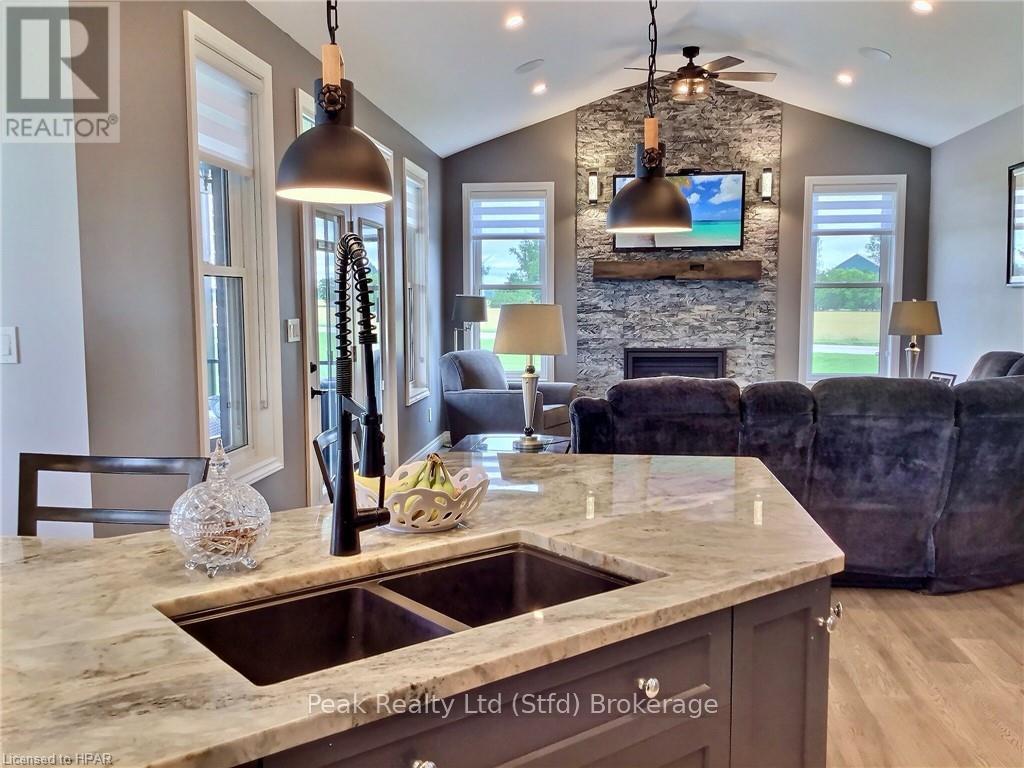 95 South Street, Ashfield-Colborne-Wawanosh, Ontario  N7A 3X9 - Photo 12 - X10780018
