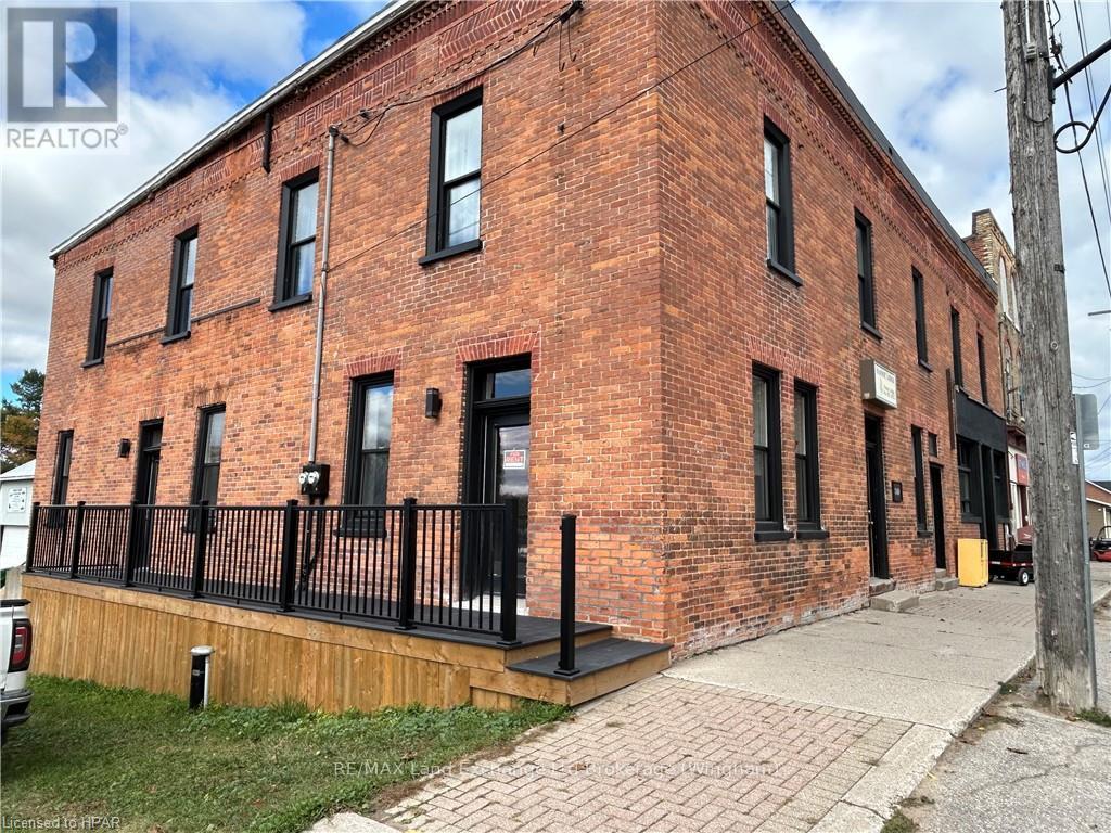 1089 Centre Street, Howick, Ontario  N0G 2X0 - Photo 2 - X10780072