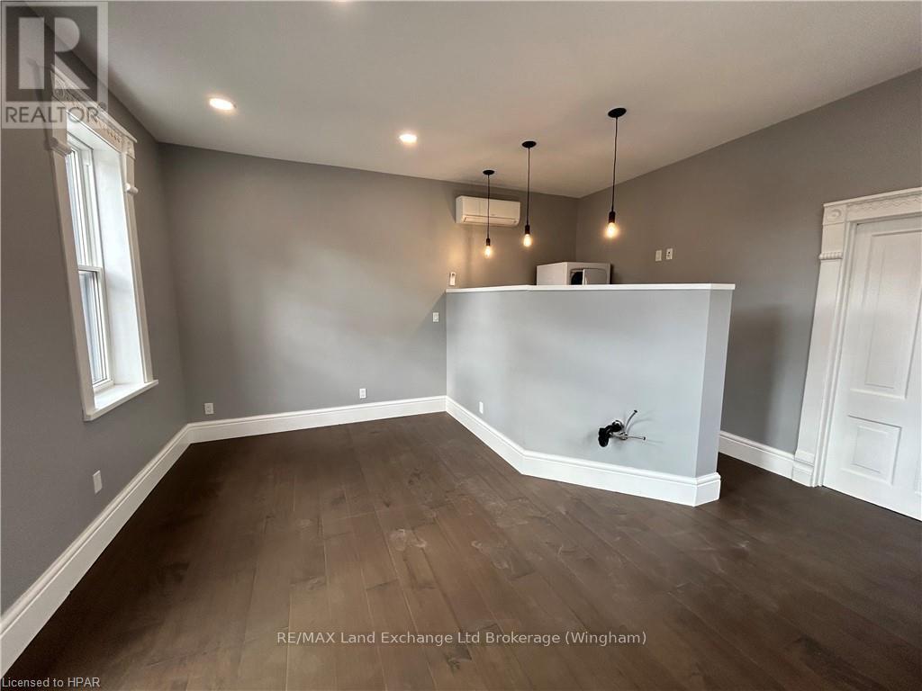 1089 Centre Street, Howick, Ontario  N0G 2X0 - Photo 4 - X10780072