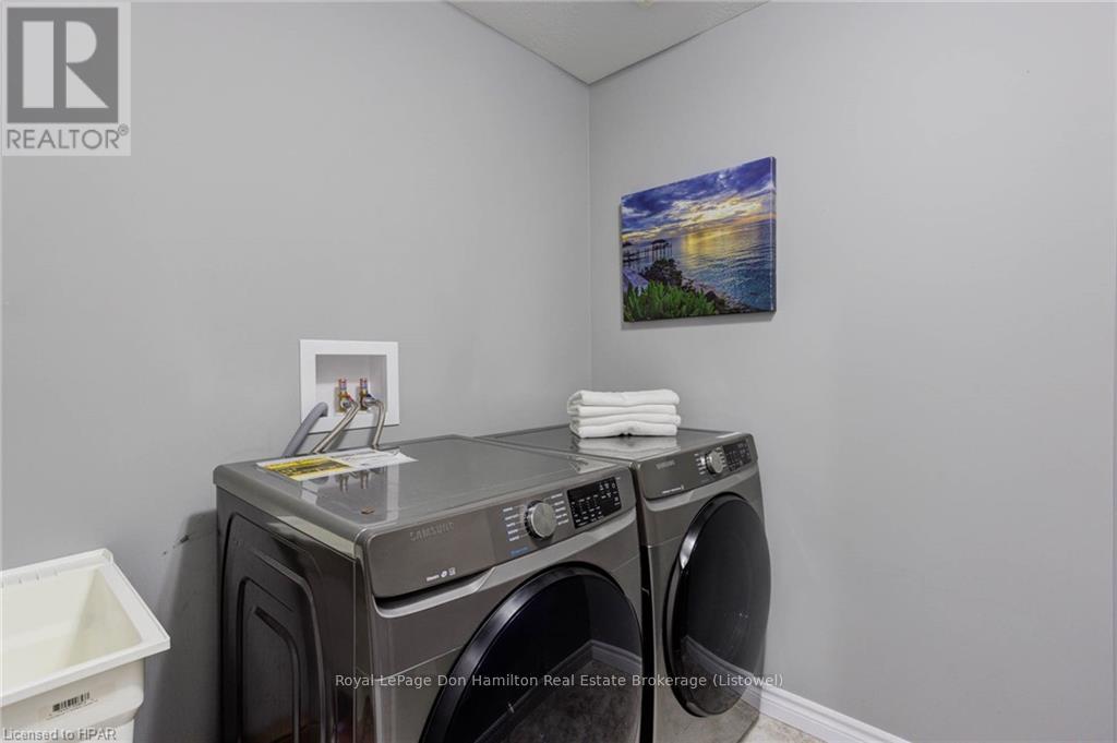 741 Hollinger Avenue, North Perth, Ontario  N4W 0J3 - Photo 30 - X10780129
