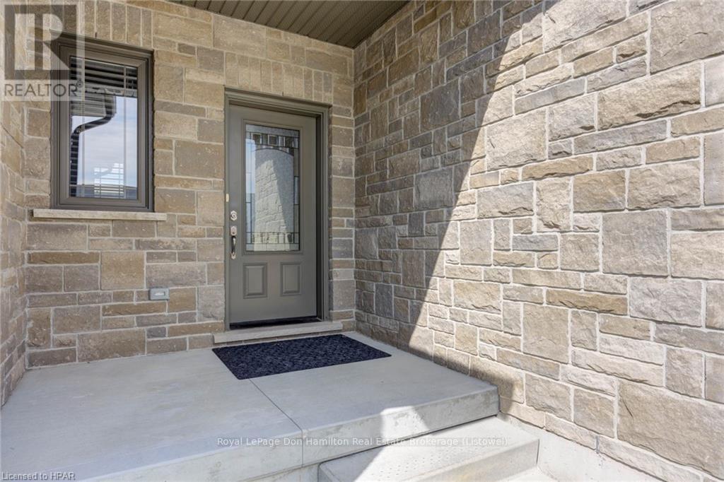 741 Hollinger Avenue, North Perth, Ontario  N4W 0J3 - Photo 4 - X10780129