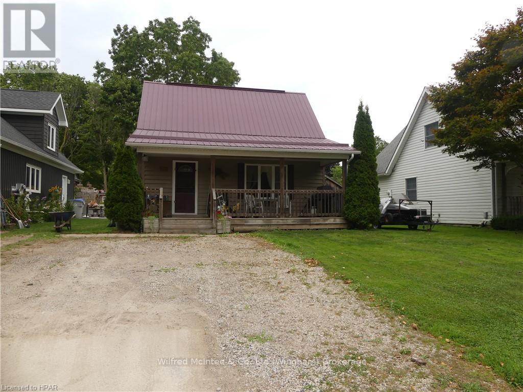 225 Mary Street, Central Huron, Ontario  N0M 1L0 - Photo 2 - X10780156