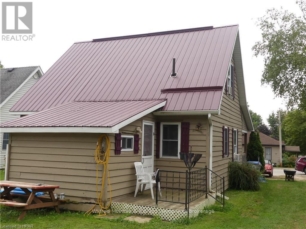 225 Mary Street, Central Huron (Clinton), Ontario  N0M 1L0 - Photo 24 - X10780156