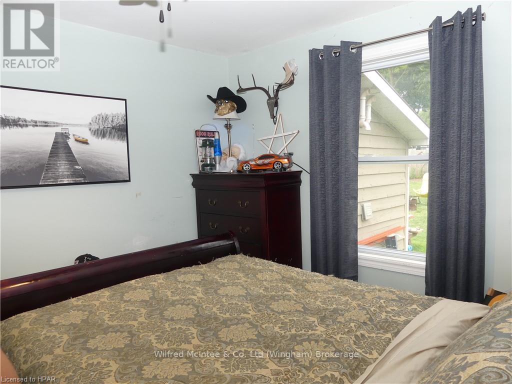 225 Mary Street, Central Huron (Clinton), Ontario  N0M 1L0 - Photo 34 - X10780156