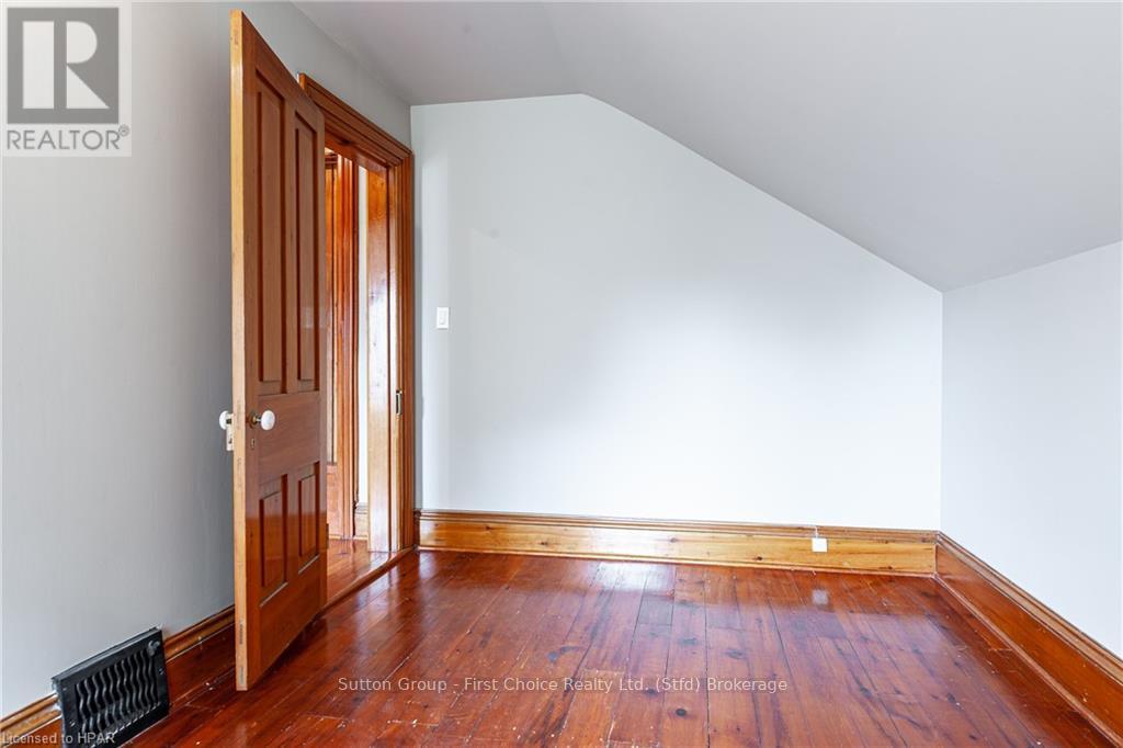 138 Nile Street, Stratford, Ontario  N5A 4E2 - Photo 35 - X10780163
