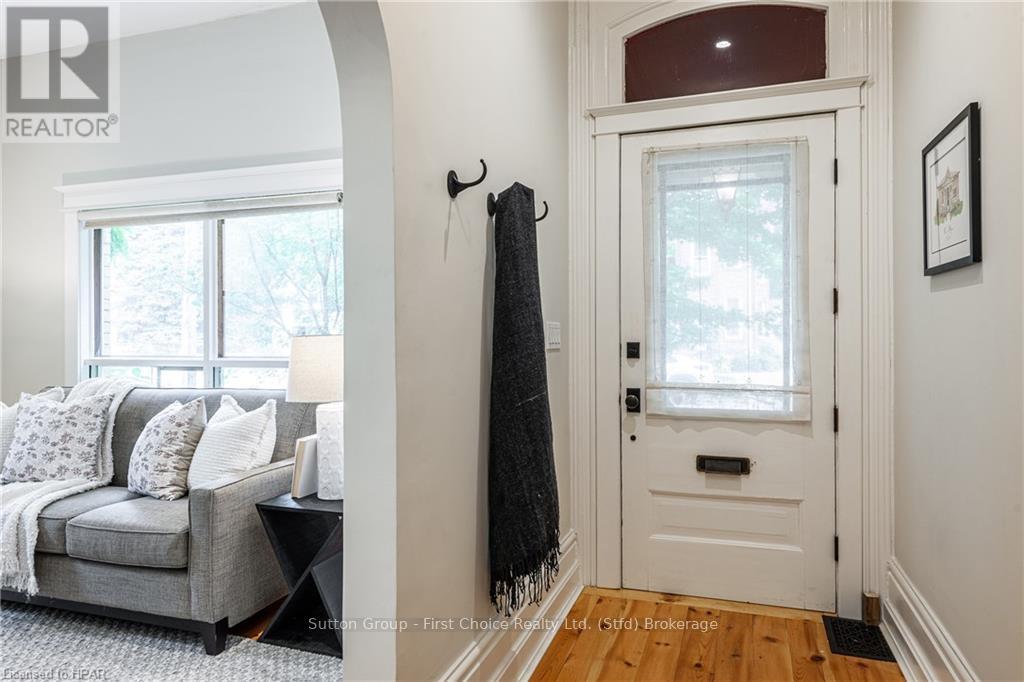 138 Nile Street, Stratford, Ontario  N5A 4E2 - Photo 4 - X10780163