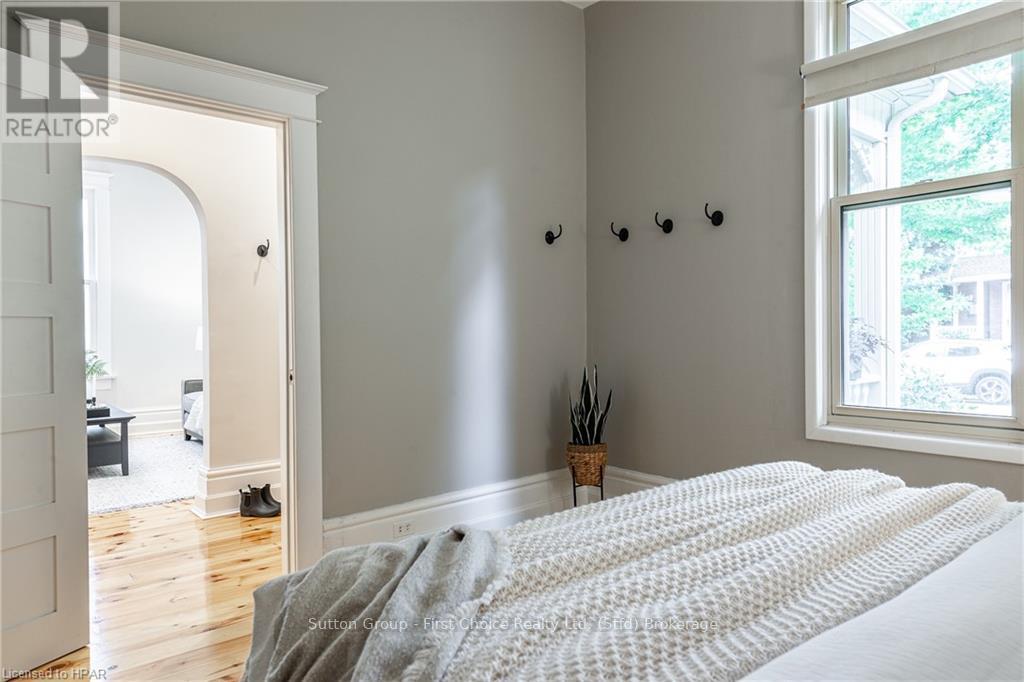 138 Nile Street, Stratford, Ontario  N5A 4E2 - Photo 8 - X10780163