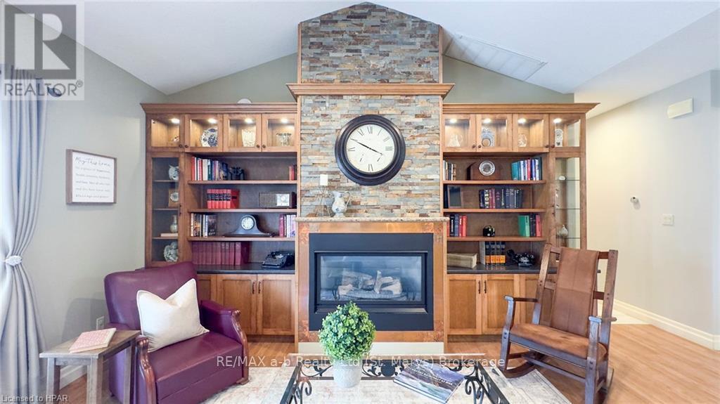 6055 Fischer Road, West Perth (Fullarton), Ontario  N0K 1N0 - Photo 6 - X10780176