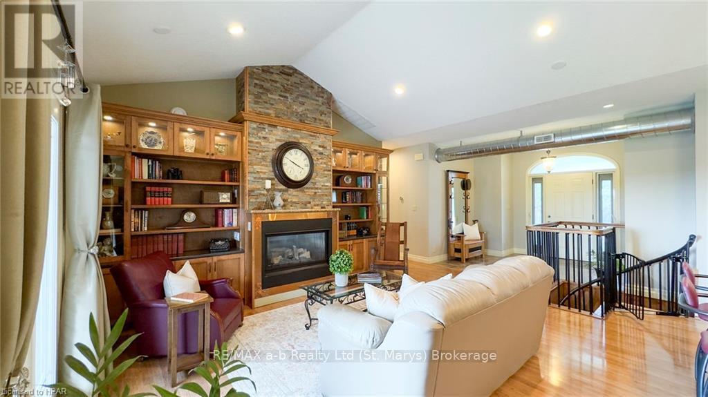 6055 Fischer Road, West Perth (Fullarton), Ontario  N0K 1N0 - Photo 7 - X10780176