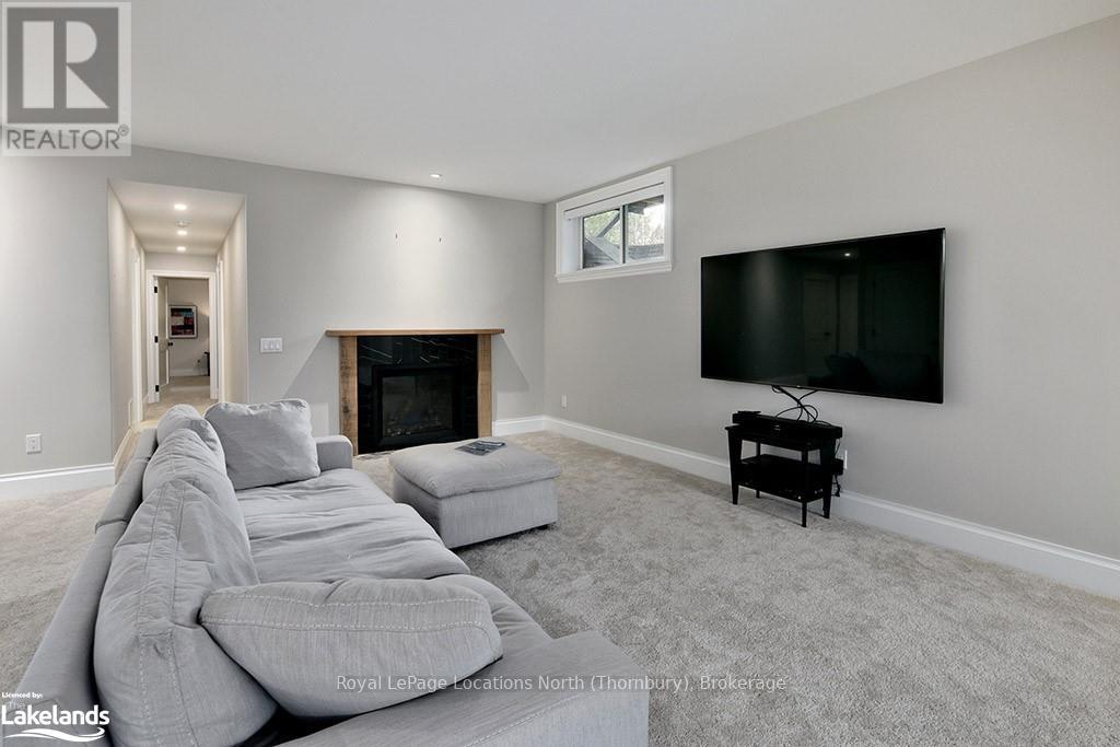 49 Alice Street E, Blue Mountains, Ontario  N0H 2P0 - Photo 11 - X10438412