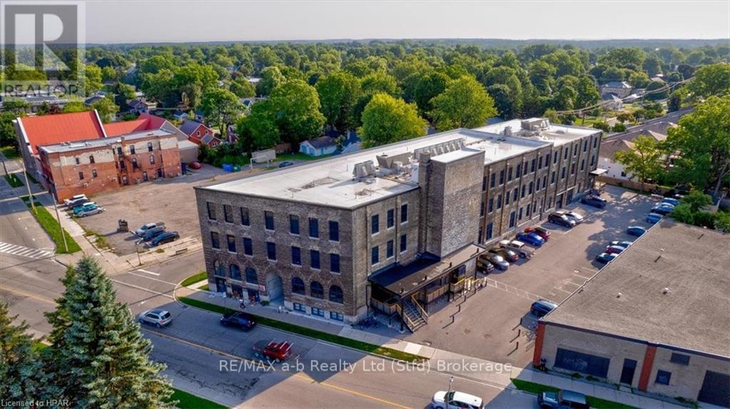 112 - 245 DOWNIE STREET, stratford, Ontario