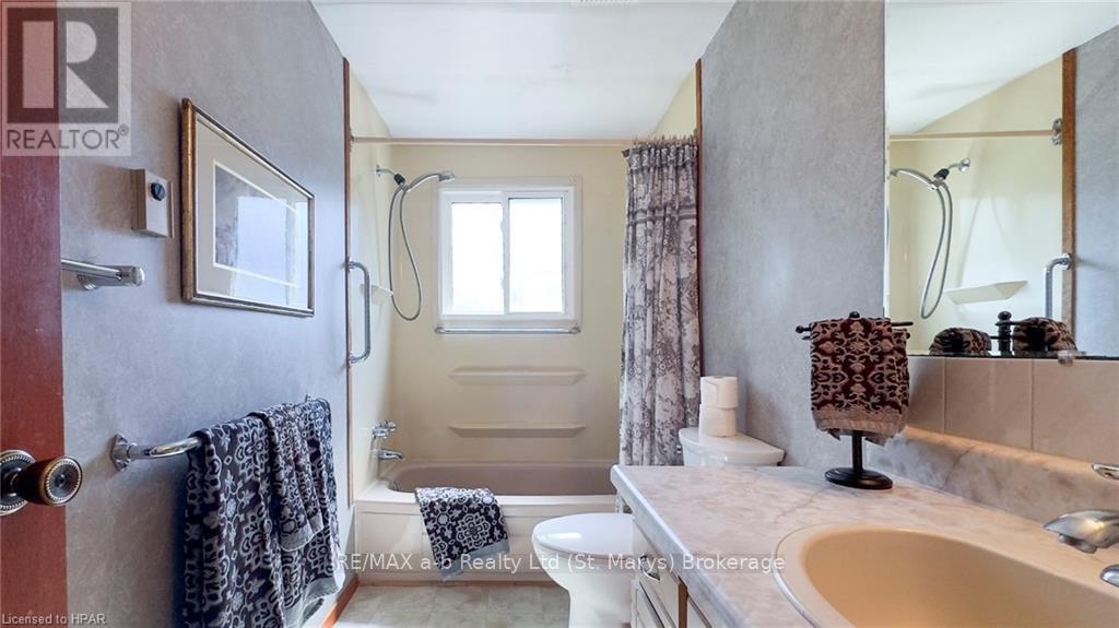 205 Spence Cr Crescent, West Perth (Mitchell), Ontario  N0K 1N0 - Photo 18 - X10780197