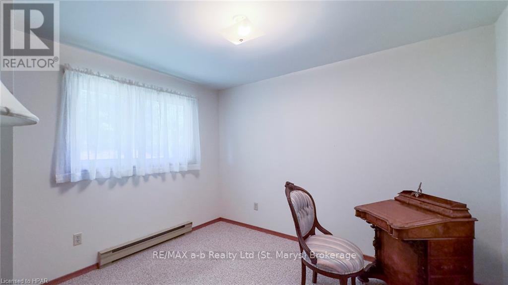 205 Spence Cr Crescent, West Perth (Mitchell), Ontario  N0K 1N0 - Photo 20 - X10780197