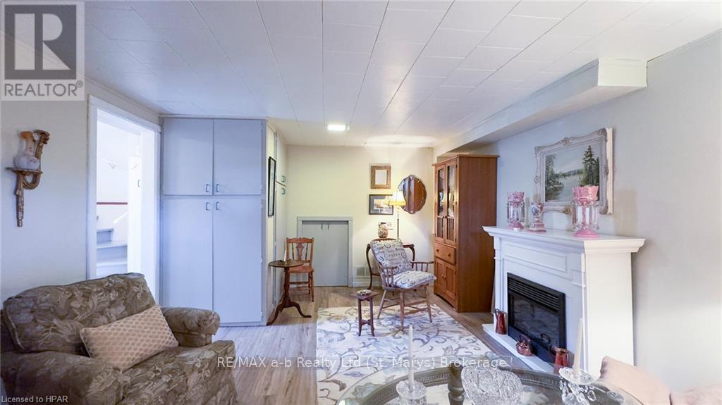 205 Spence Cr Crescent, West Perth (Mitchell), Ontario  N0K 1N0 - Photo 23 - X10780197