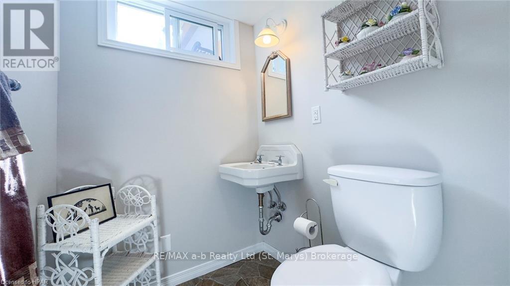 205 Spence Cr Crescent, West Perth (Mitchell), Ontario  N0K 1N0 - Photo 25 - X10780197