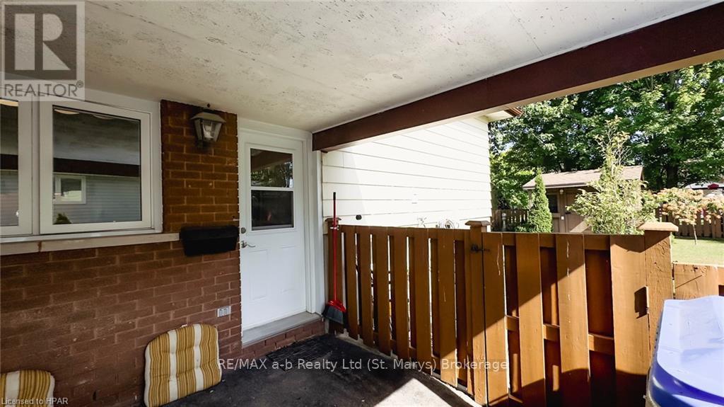 205 Spence Cr Crescent, West Perth (Mitchell), Ontario  N0K 1N0 - Photo 26 - X10780197