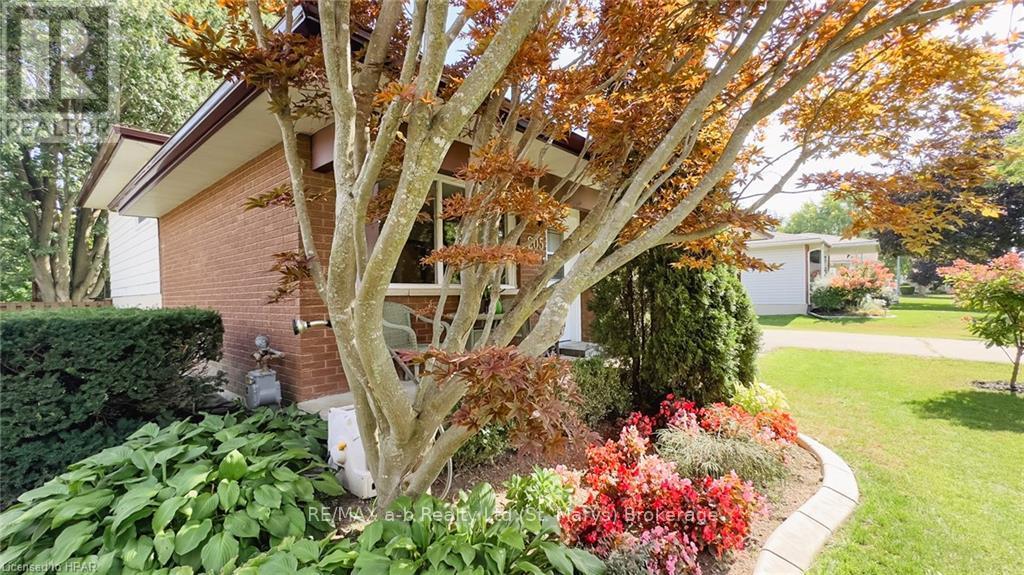 205 Spence Cr Crescent, West Perth (Mitchell), Ontario  N0K 1N0 - Photo 27 - X10780197