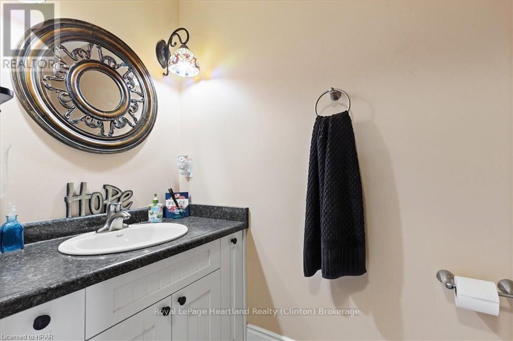 36241 Gore Road, South Huron, Ontario  N0M 1T0 - Photo 24 - X10780225