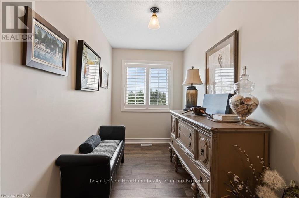 36241 Gore Road, South Huron, Ontario  N0M 1T0 - Photo 26 - X10780225