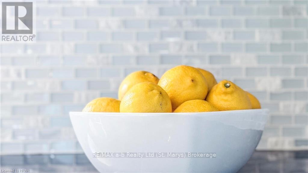 223 Coulton Drive, West Perth, Ontario  N0K 1N0 - Photo 10 - X10780264