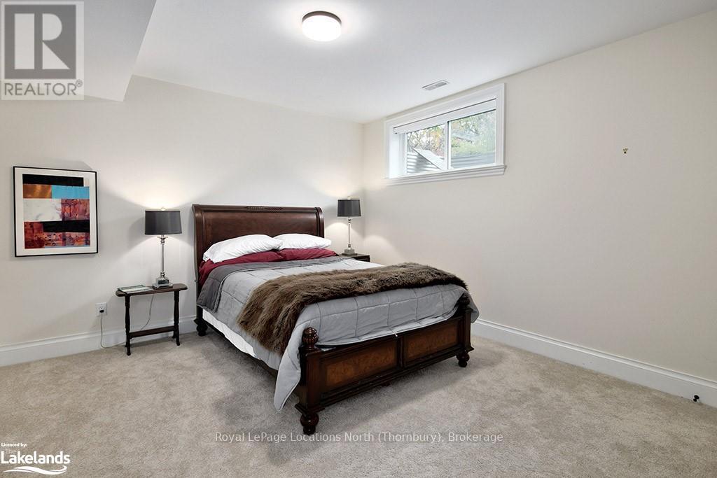 49 Alice Street E, Blue Mountains, Ontario  N0H 2P0 - Photo 14 - X10438412