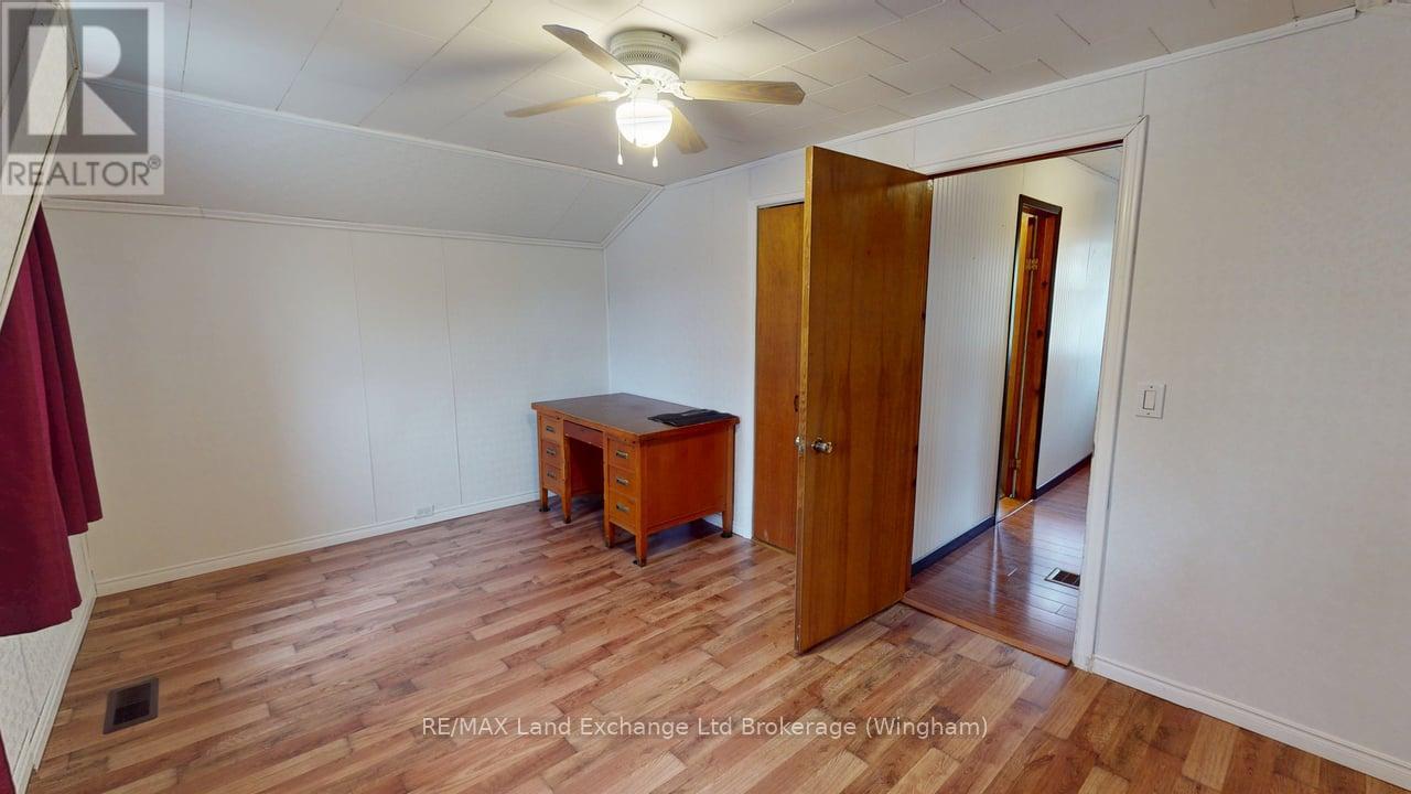 208 Edward St Street, North Huron (Wingham), Ontario  N0G 2W0 - Photo 16 - X10780295