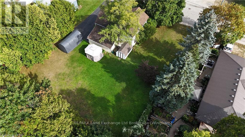 208 Edward St Street, North Huron (Wingham), Ontario  N0G 2W0 - Photo 2 - X10780295