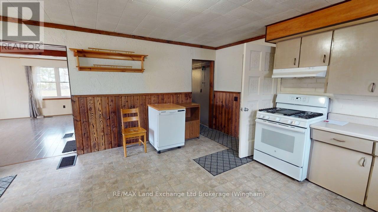 208 Edward St Street, North Huron (Wingham), Ontario  N0G 2W0 - Photo 7 - X10780295