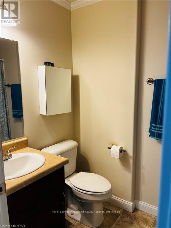 16 Lindsay Drive, Strathroy-Caradoc (Se), Ontario  N7G 0C5 - Photo 10 - X10780304