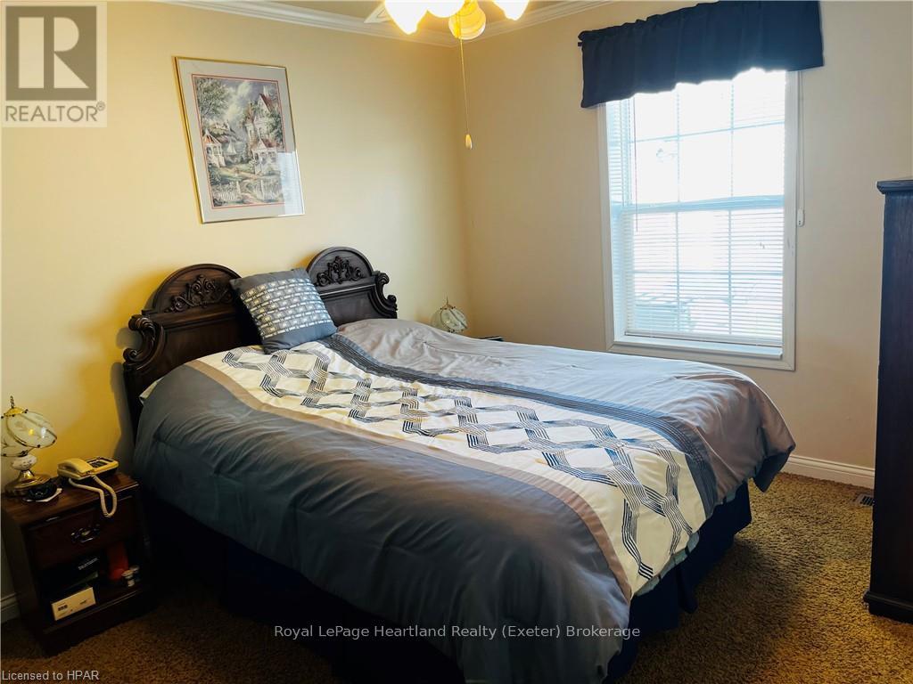 16 Lindsay Drive, Strathroy-Caradoc (Se), Ontario  N7G 0C5 - Photo 12 - X10780304