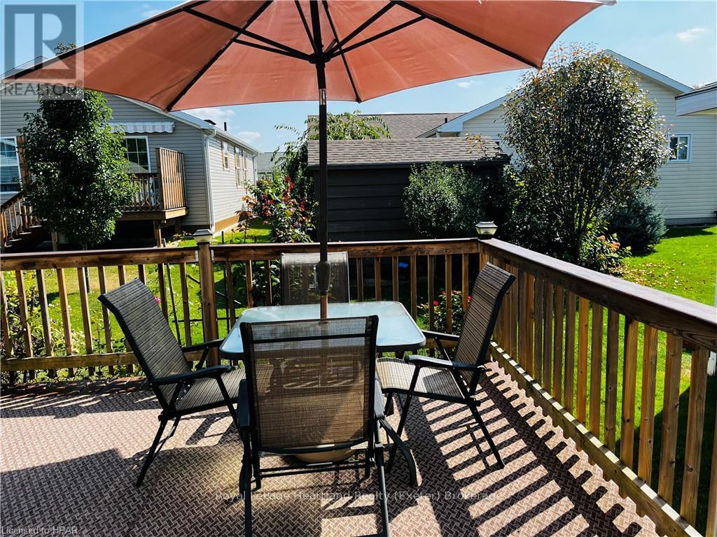 16 Lindsay Drive, Strathroy-Caradoc (Se), Ontario  N7G 0C5 - Photo 18 - X10780304