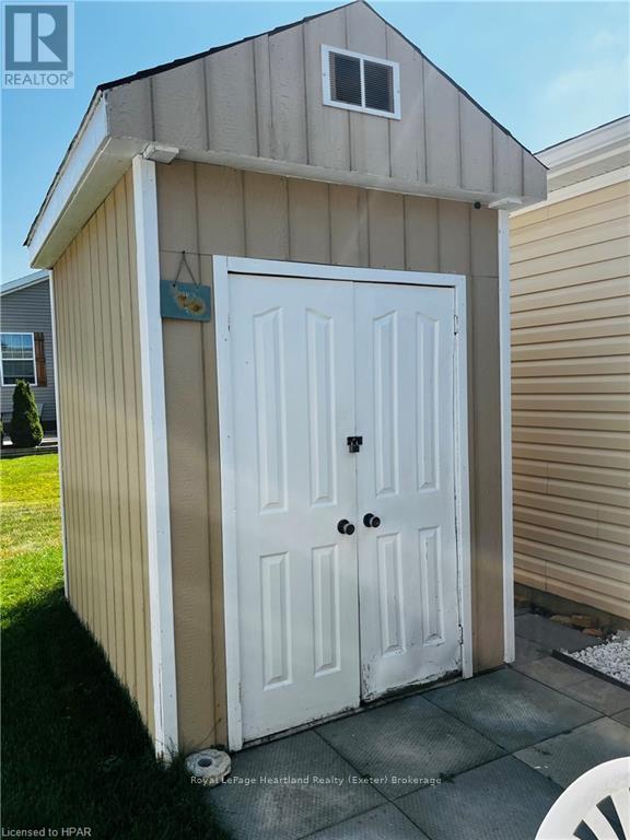 16 Lindsay Drive, Strathroy-Caradoc (Se), Ontario  N7G 0C5 - Photo 20 - X10780304