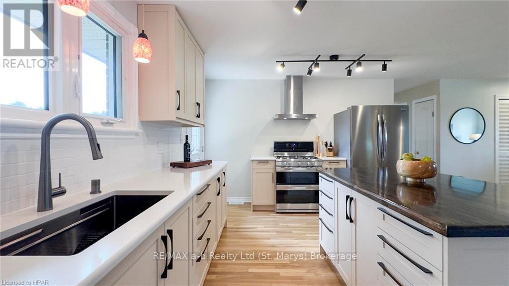 3813 Road 160, West Perth (Fullarton), Ontario  N0K 1N0 - Photo 4 - X10780324