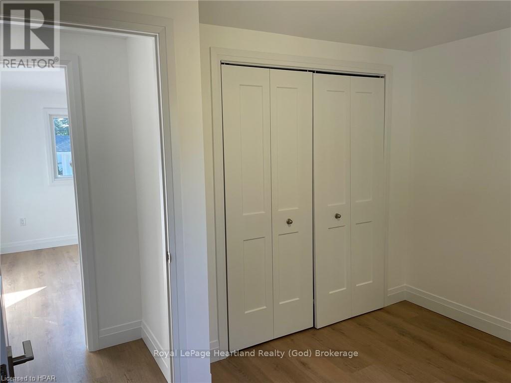 26 Watergate Drive, Ashfield-Colborne-Wawanosh (Colborne), Ontario  N7A 3Y3 - Photo 12 - X10780337