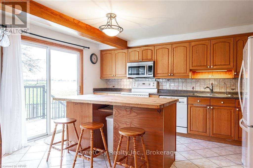 60 Meighen Mews, Stratford, Ontario  N4Z 1B5 - Photo 9 - X10780382