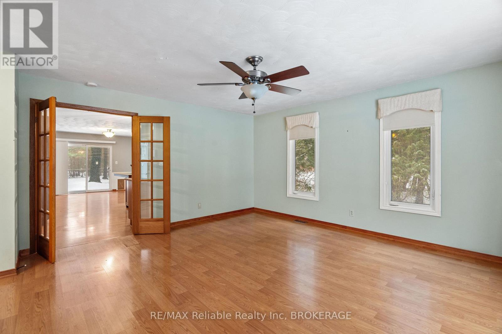 13 Park Road, Central Huron (Goderich (Town)), Ontario  N7A 3X8 - Photo 9 - X10780408