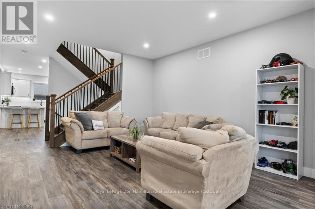 757 Anderson Drive, Huron East, Ontario  N0G 1H0 - Photo 4 - X10780419