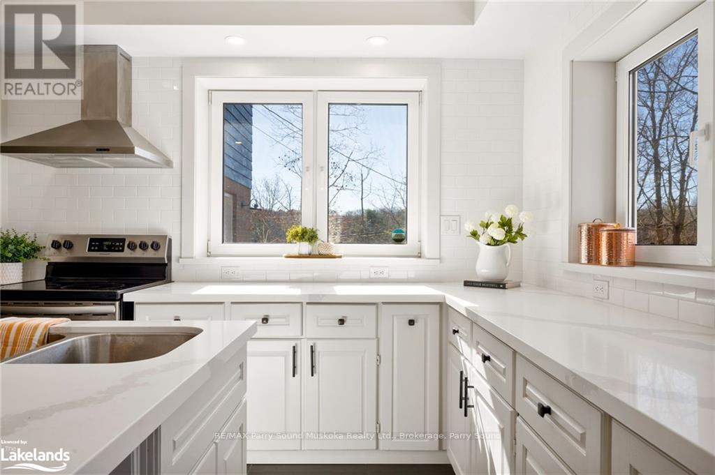 68 Pinewood Road, Mcdougall, Ontario  P2A 2W7 - Photo 12 - X10440176